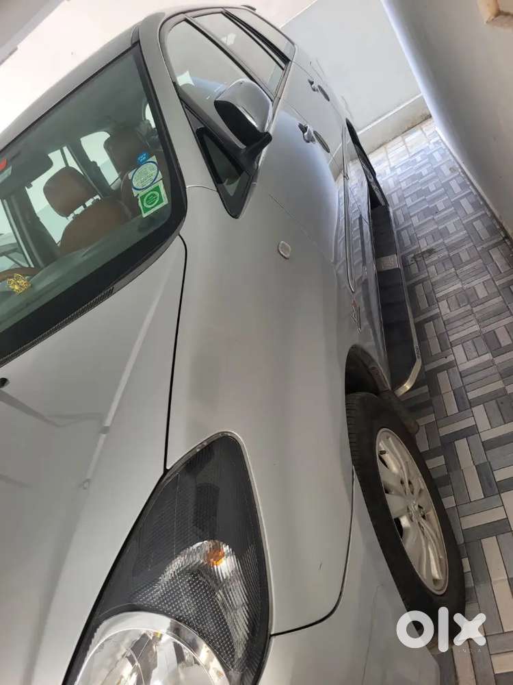 Toyota Innova 2.5 V 2010