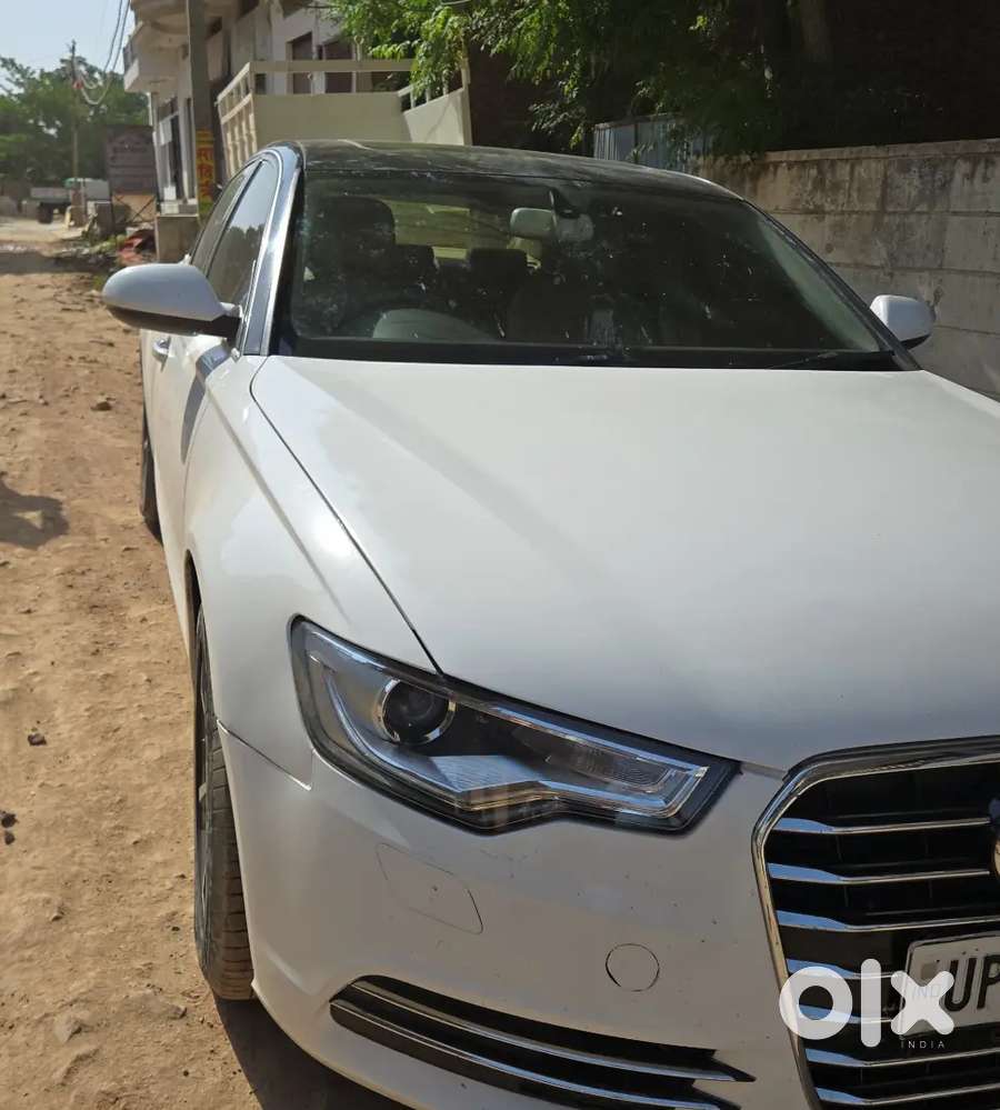 Experience Luxury With This Audi A6 Model.
- Variant 2.0 35 Tdi Techno