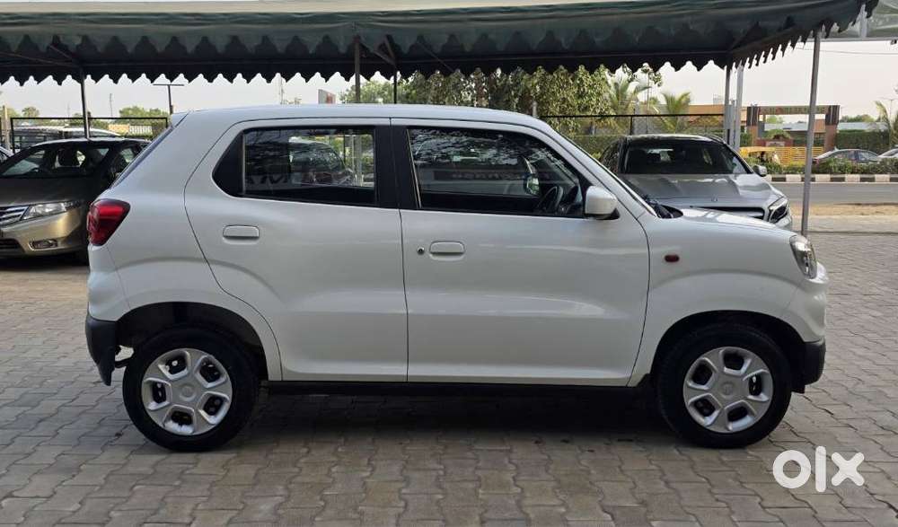 Maruti Suzuki S-presso Vxi Plus Amt, 2021, Petrol