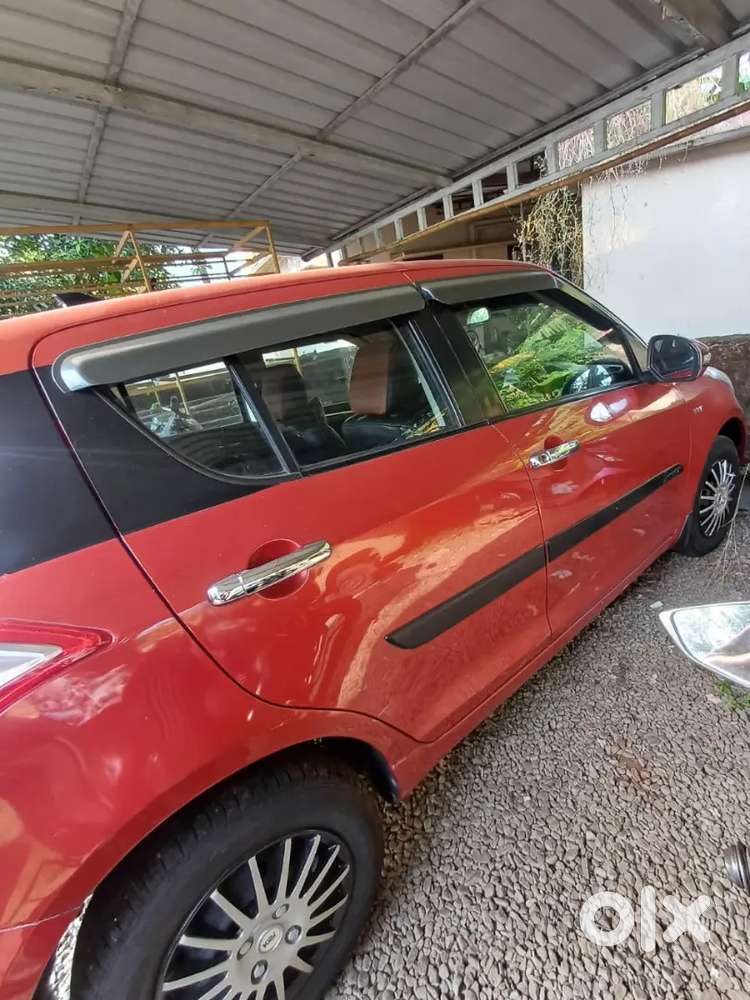 Maruti Suzuki Swift 2012