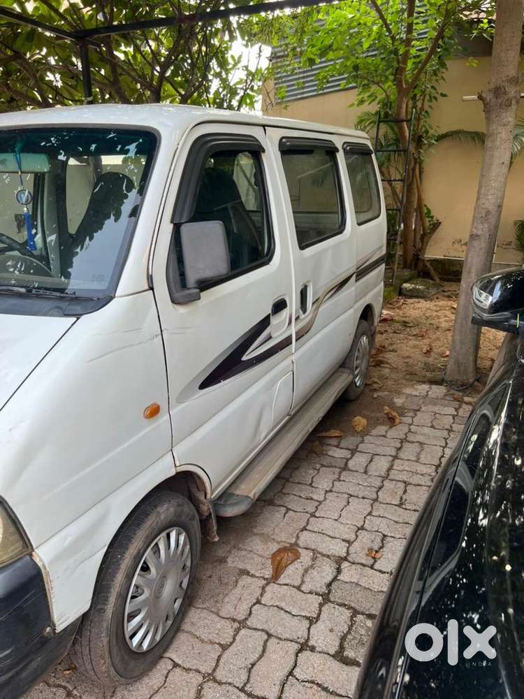 Maruti Suzuki Eeco 2011 Petrol 70000 Km Driven