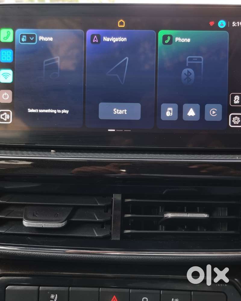 Skoda Kushaq 1.0 Tsi Style At (6 Airbags), 2021, Petrol