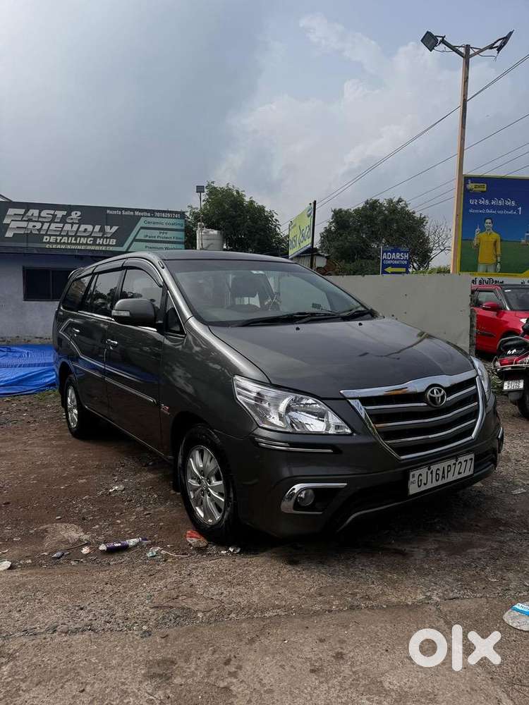 Toyota Innova 2011 Diesel Well Maintained