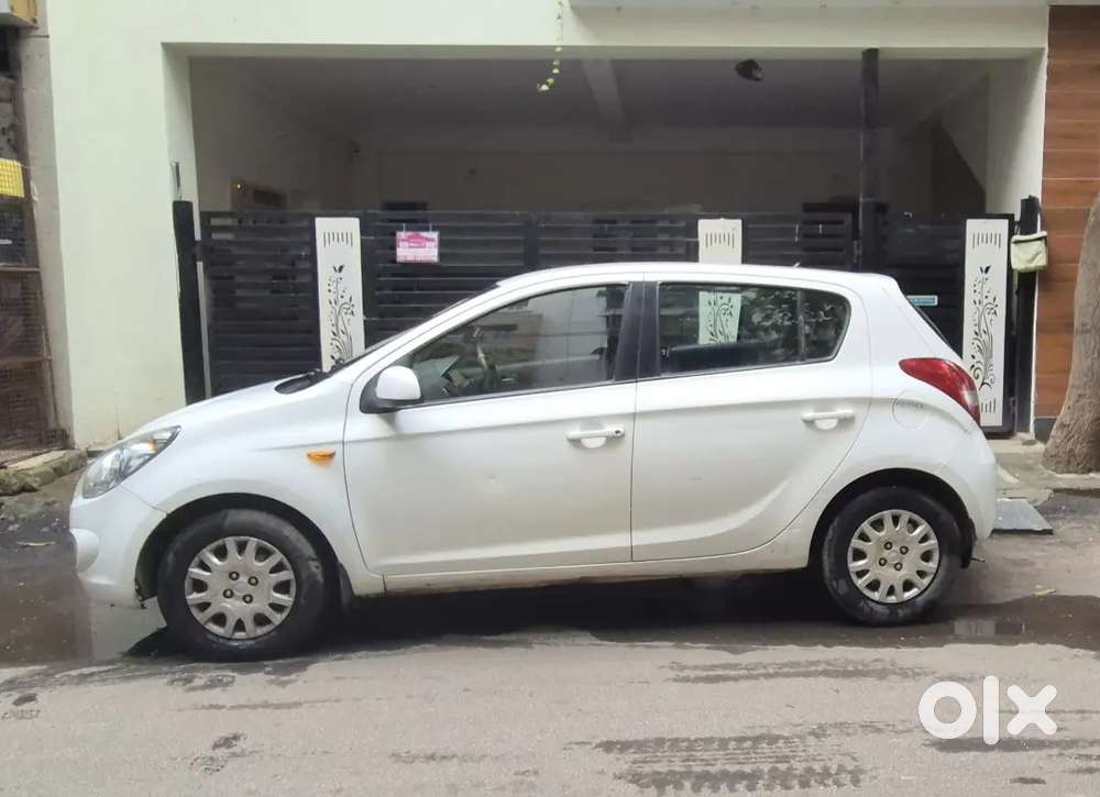Hyundai I20 2009 Petrol Well Maintained