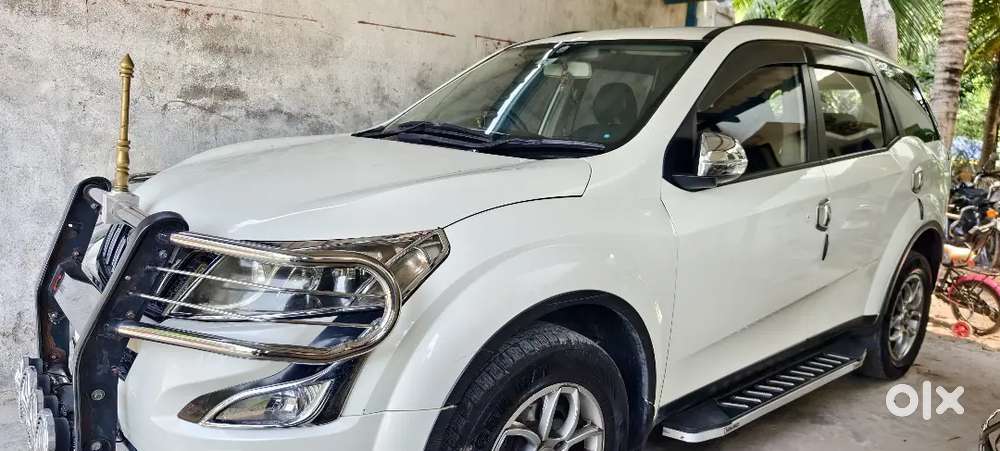 Mahindra Xuv500 2015