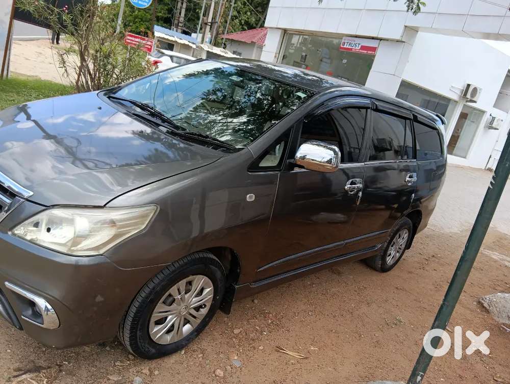 Toyota Innova Diesel 2014