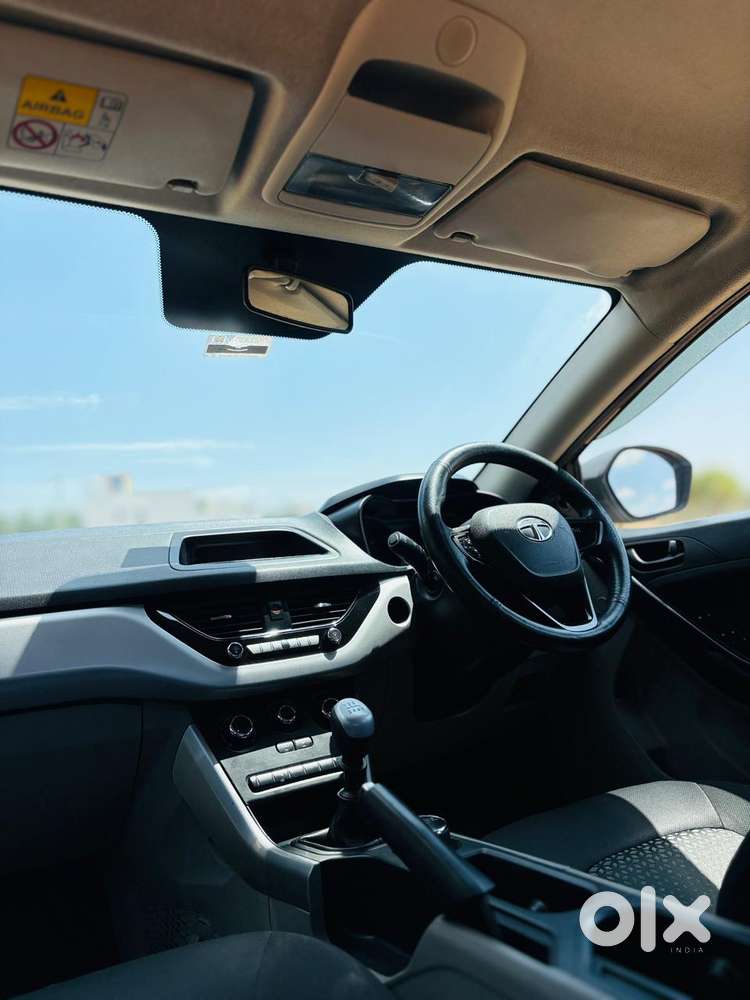 Tata Nexon 1.5 Revotorq Xm (s), 2018, Diesel