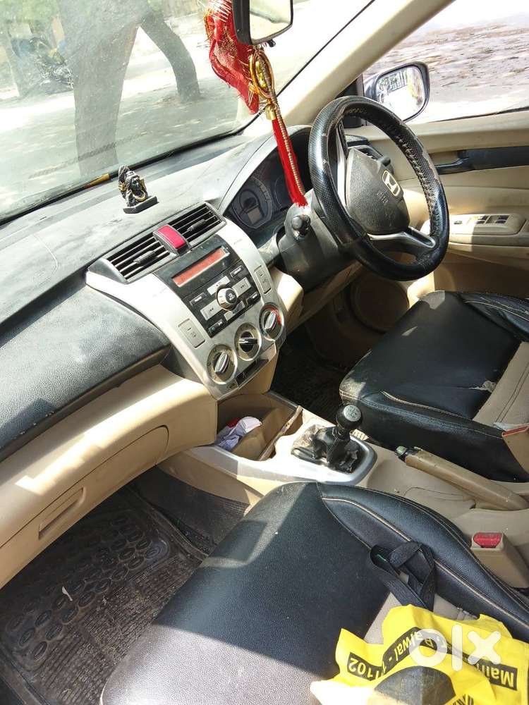 Honda City Hybrid Ehev 2010 Cng & Hybrids 97000 Km Driven