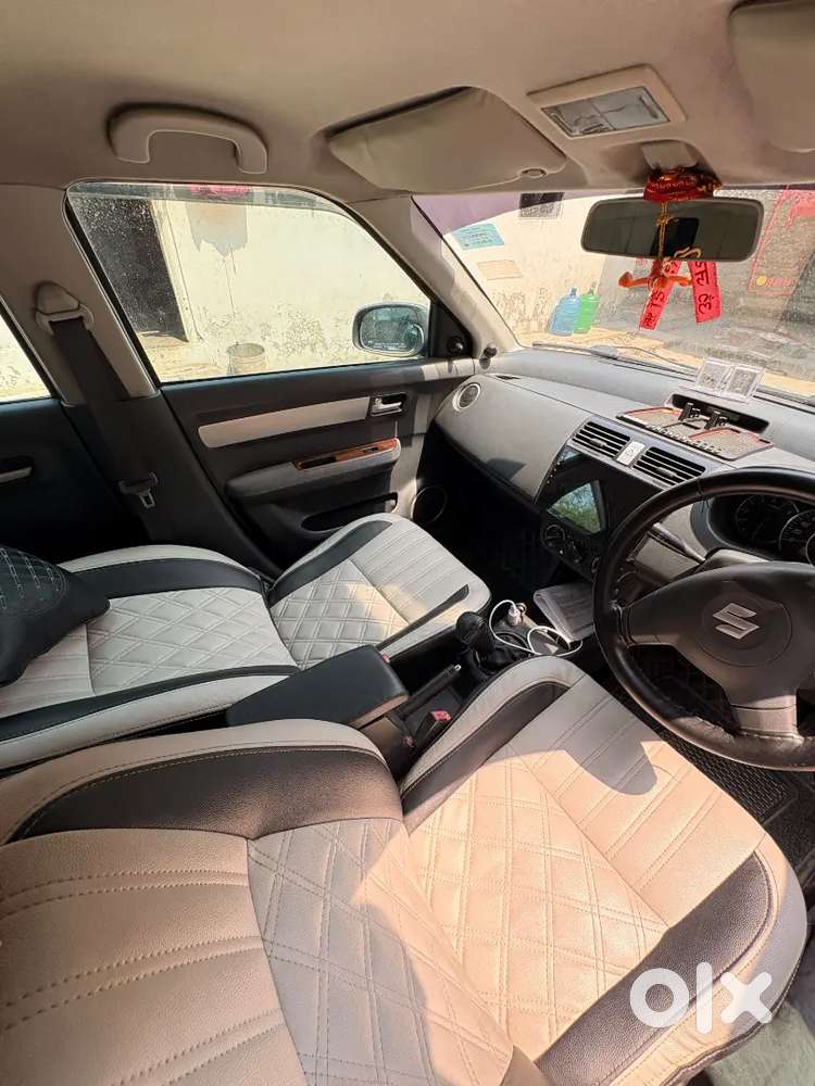 Maruti Suzuki Dzire 2011 Petrol