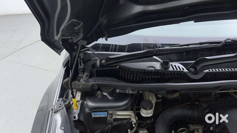 Tata Nexon 1.2 Revotron Xma Amt (s), 2022, Petrol