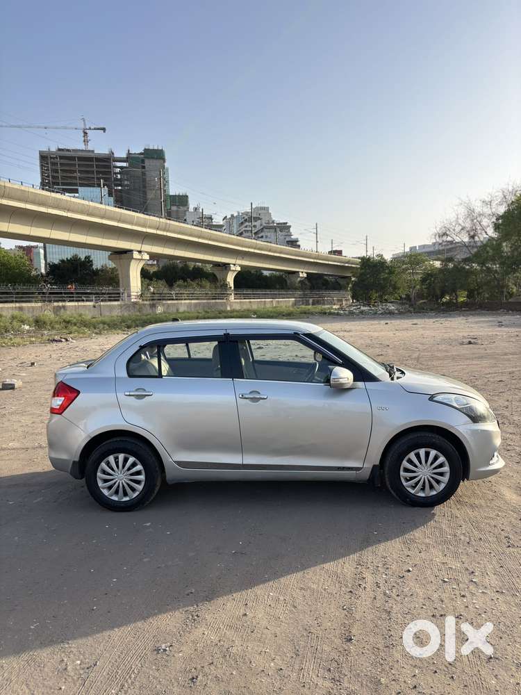 Maruti Suzuki Swift Dzire Vxi Optional, 2016, Petrol