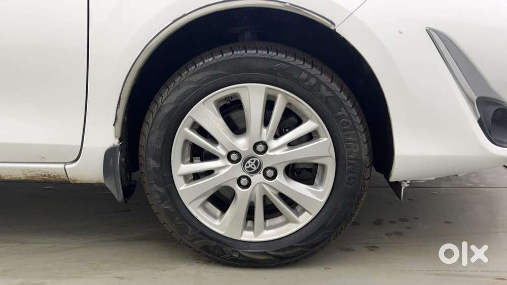 Toyota Yaris Ativ Vx Cvt, 2018, Petrol