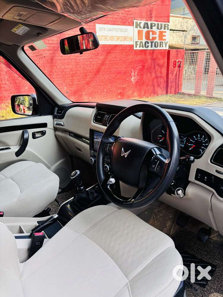 Mahindra Scorpio S11 Mt 7s, 2023, Diesel