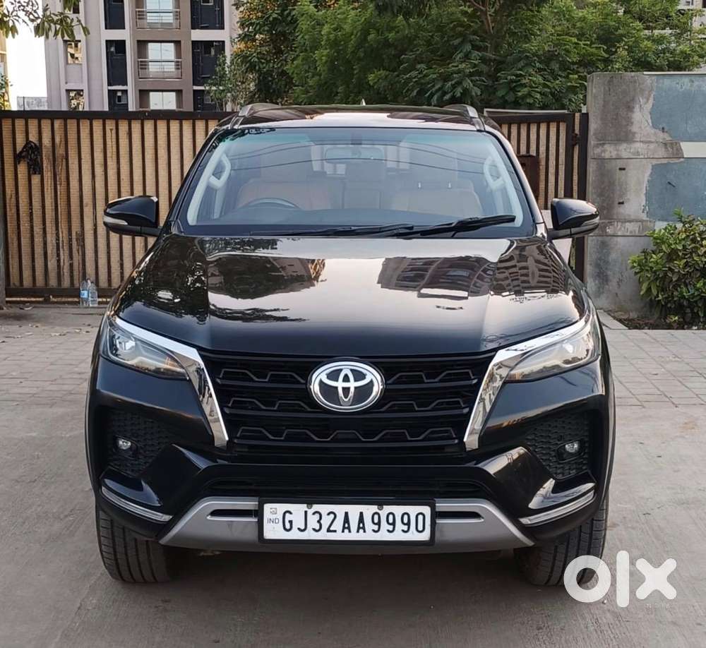 Toyota Fortuner [2021-ongoing] 2.8 2wd Diesel At, 2023, Diesel