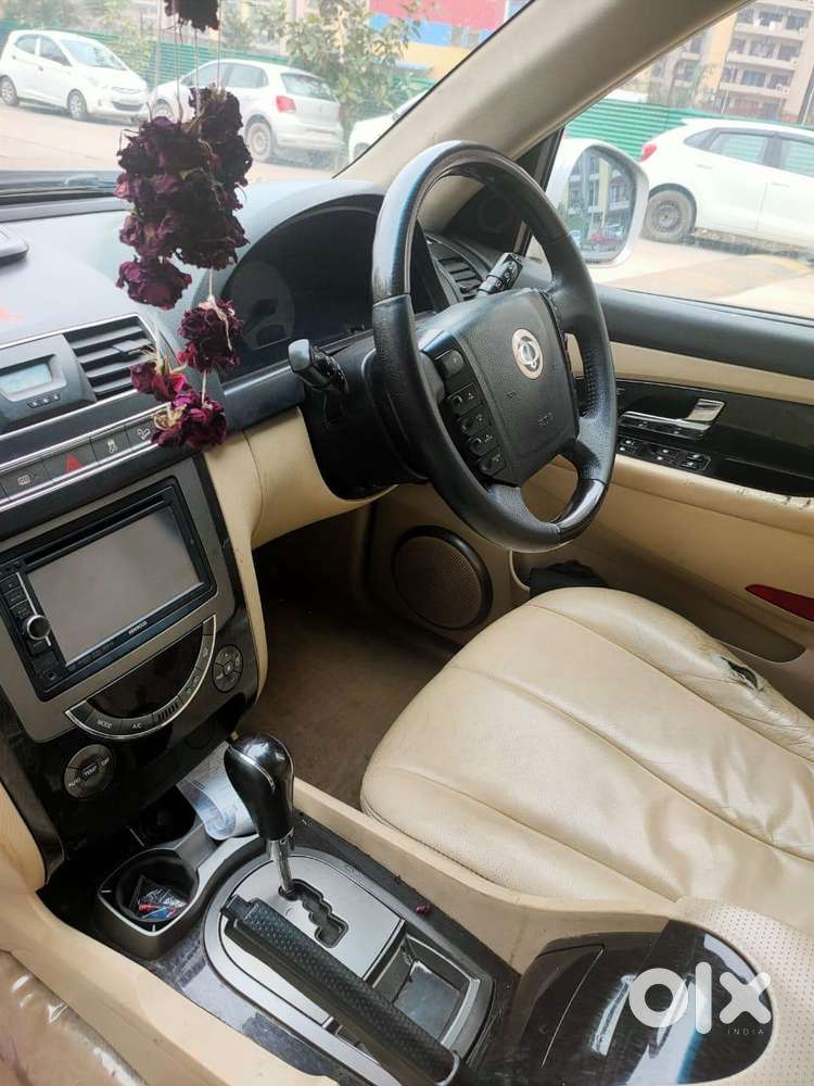 Mahindra Rexton, 2014, Diesel