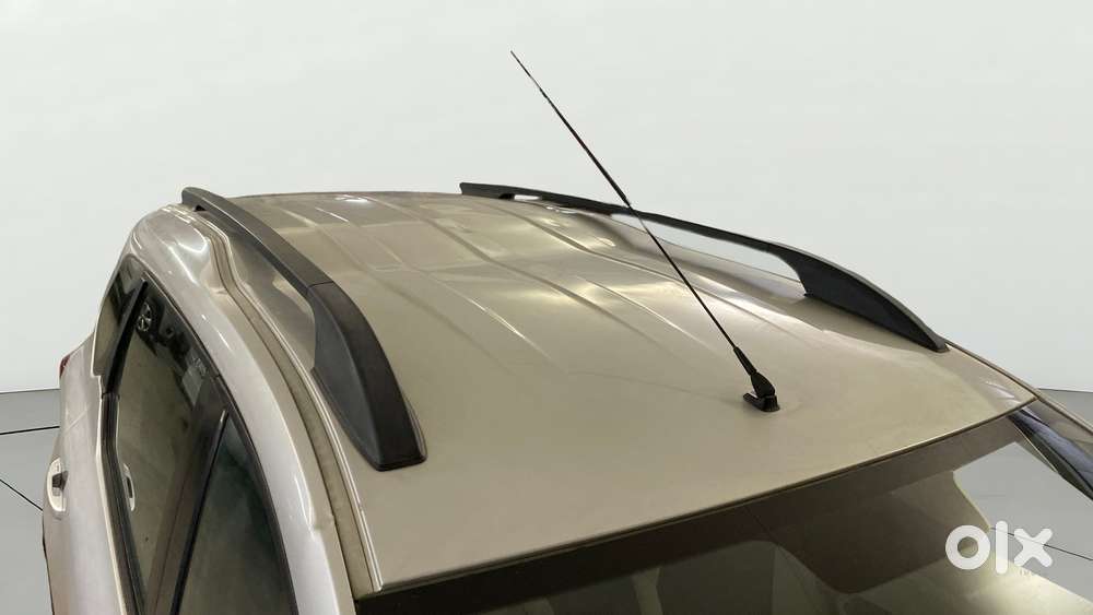 Renault Triber Rxt, 2022, Petrol