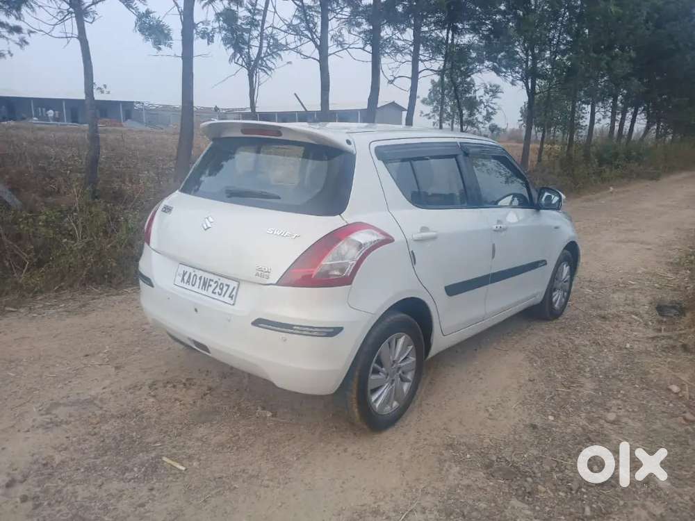 Maruti Suzuki Swift 2015