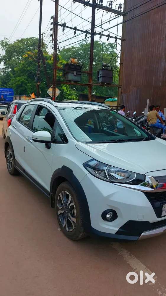 Honda Wr-v 2019 Petrol (top Model) Only 14000 Km Driven