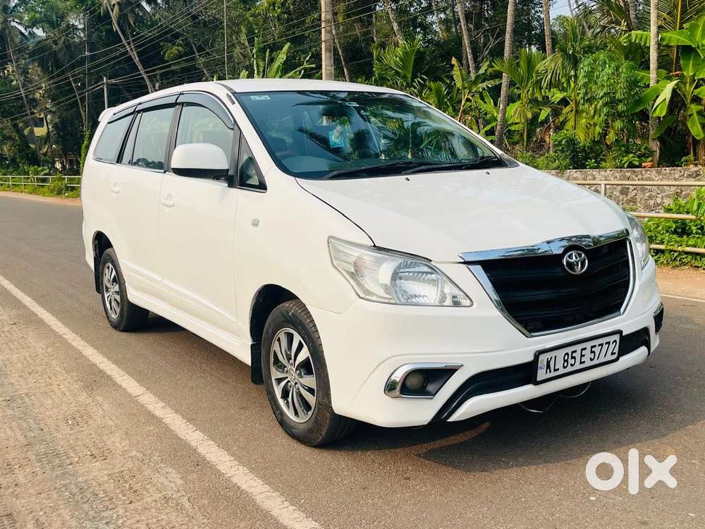 Toyota Innova [2013-2016] 2.5 G4 7 Str, 2014, Diesel