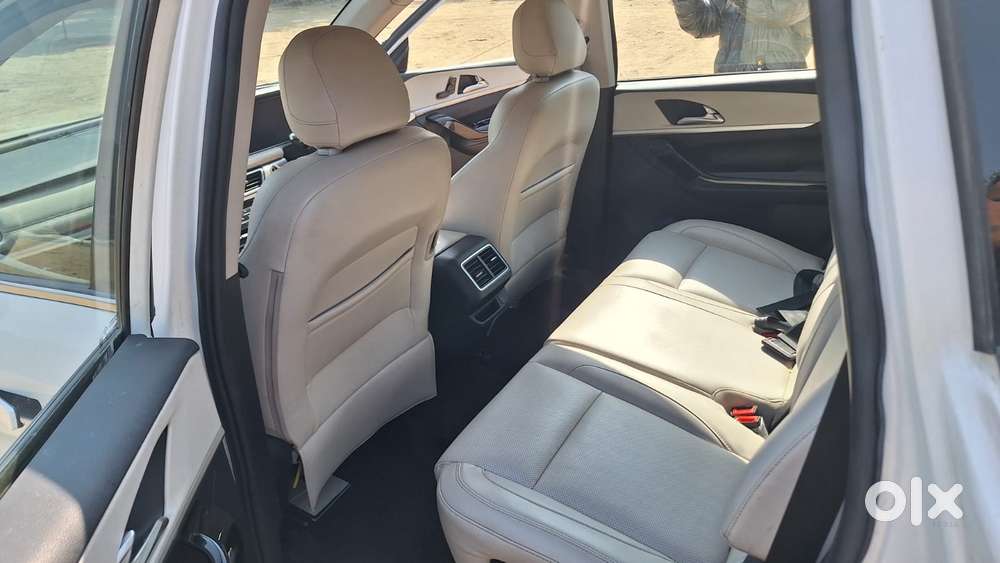 Mahindra Xuv700 2.2 Ax 7 Diesel Mt Str, 2024, Diesel