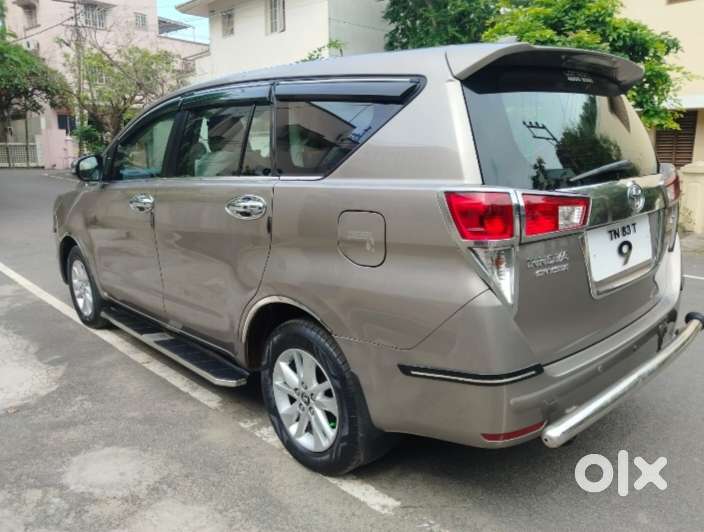 Toyota Innova Crysta 2.4 Gx Mt 8s, 2017, Diesel