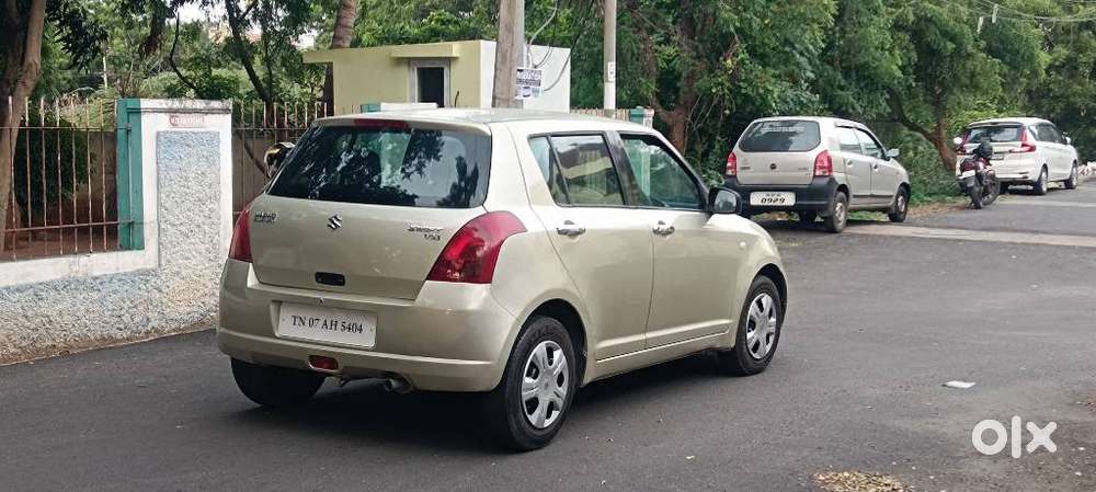Maruti Suzuki Swift Vxi Bsiv, 2006, Petrol