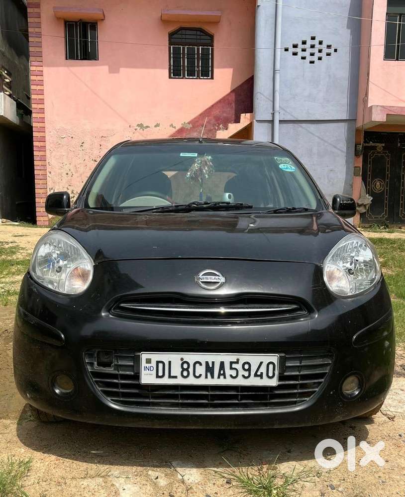Nissan Petrol Car 2011