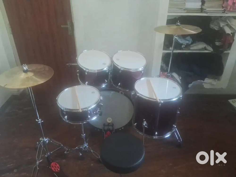 Havana HV522 5-Piece Acoustic Drum Set , brand new excellent Condition