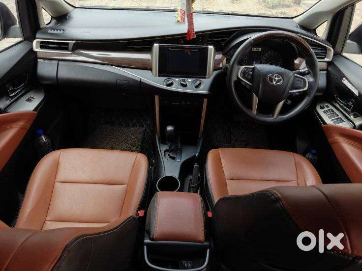 Toyota Innova Crysta