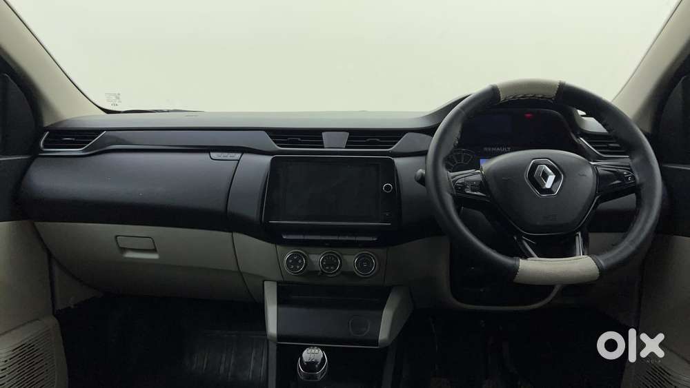 Renault Triber Rxt, 2022, Petrol