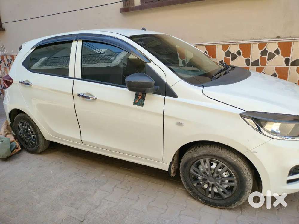 Tata Tiago 2024-25 Petrol Good Condition