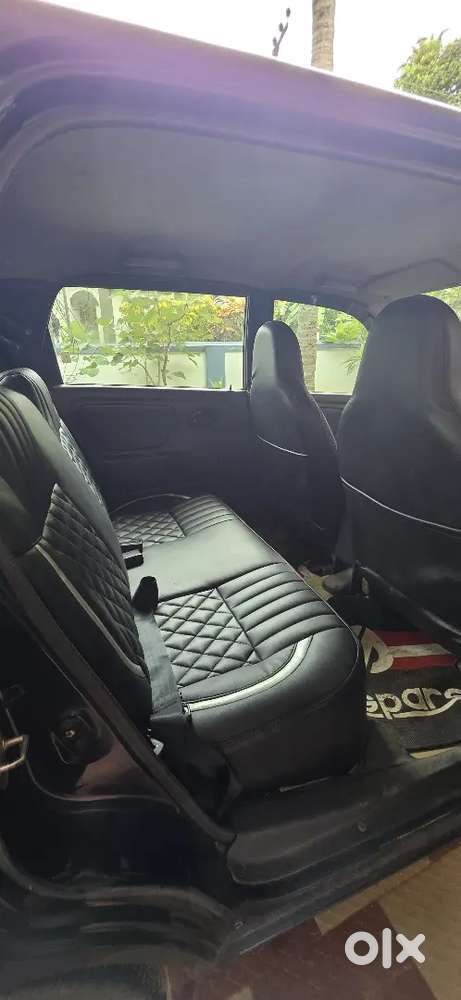 Ac 
Power Stearing 
Sterio
New Front Tyre
Full Maintained Family Used