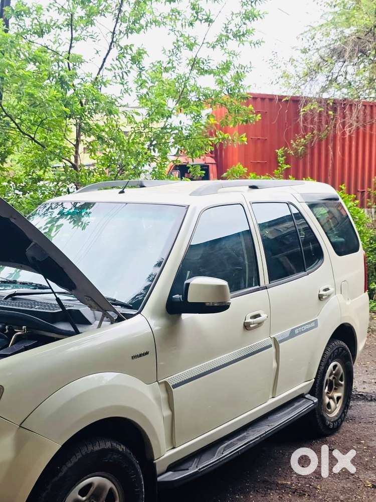 Tata Safari Storme Diesel 2017