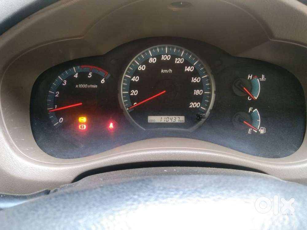Toyota Innova [ ] 2.5 V Diesel 7 Str, 2015, Diesel