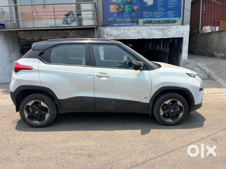Tata Punch Ev Empowered Plus S Lr, 2024, Electric