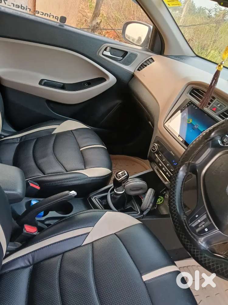 Hyundai New I20 2015