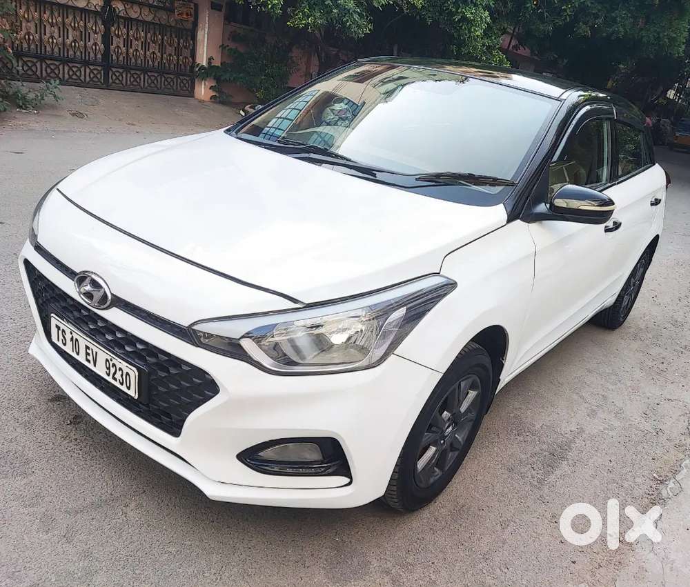 Hyundai I20  Sportz 1.2 Vtvt Petrol (2020)