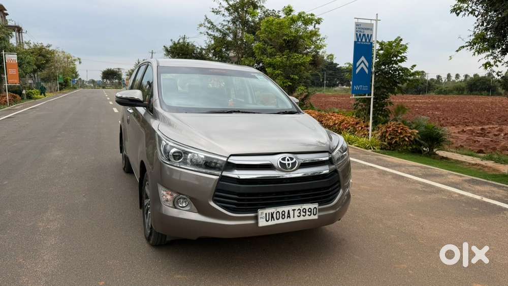 Toyota Innova Crysta 2019
