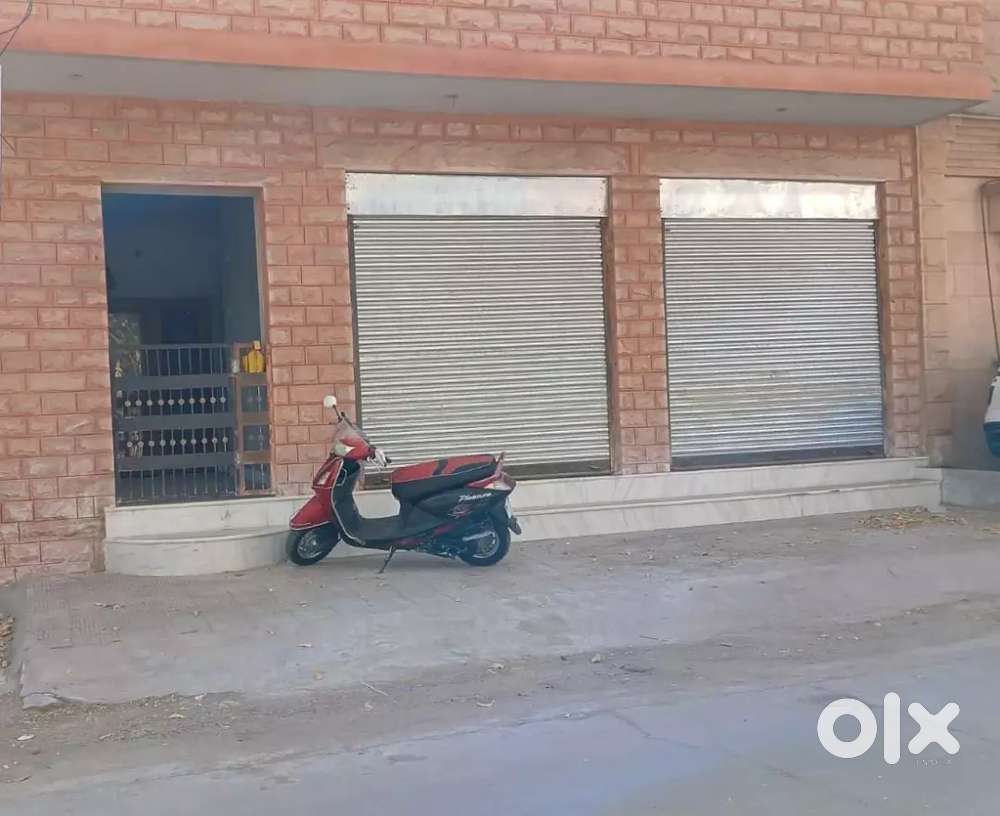 2 Shops on rent with for 14k each in Pratap Nagar