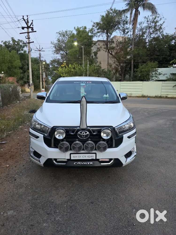 Innova Crysta 180000 Km Vichel