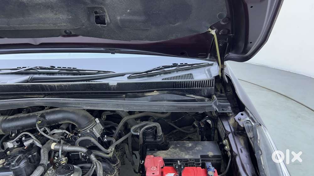 Toyota Innova Crysta 2.7 Zx At, 2016, Petrol