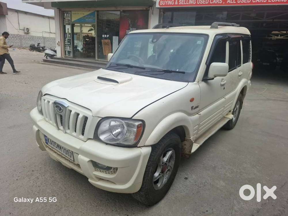 Mahindra Scorpio 2006-2009 2.6 Turbo 7 Str, 2004, Diesel