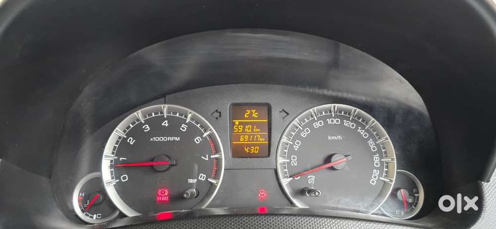 Maruti Suzuki Swift Vvt Zxi, 2015, Petrol