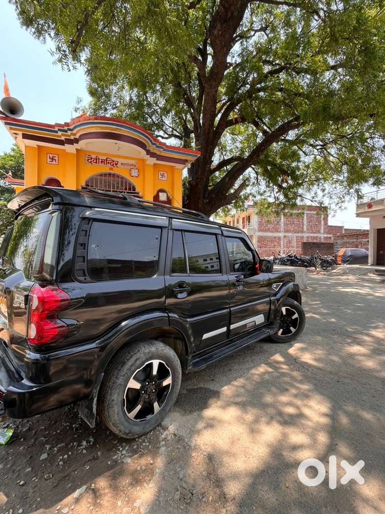 Mahindra Scorpio Diesel 2015