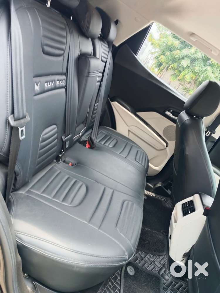 Mahindra Xuv 3xo Ax5 1.5 Diesel Autoshift Plus, 2025, Diesel