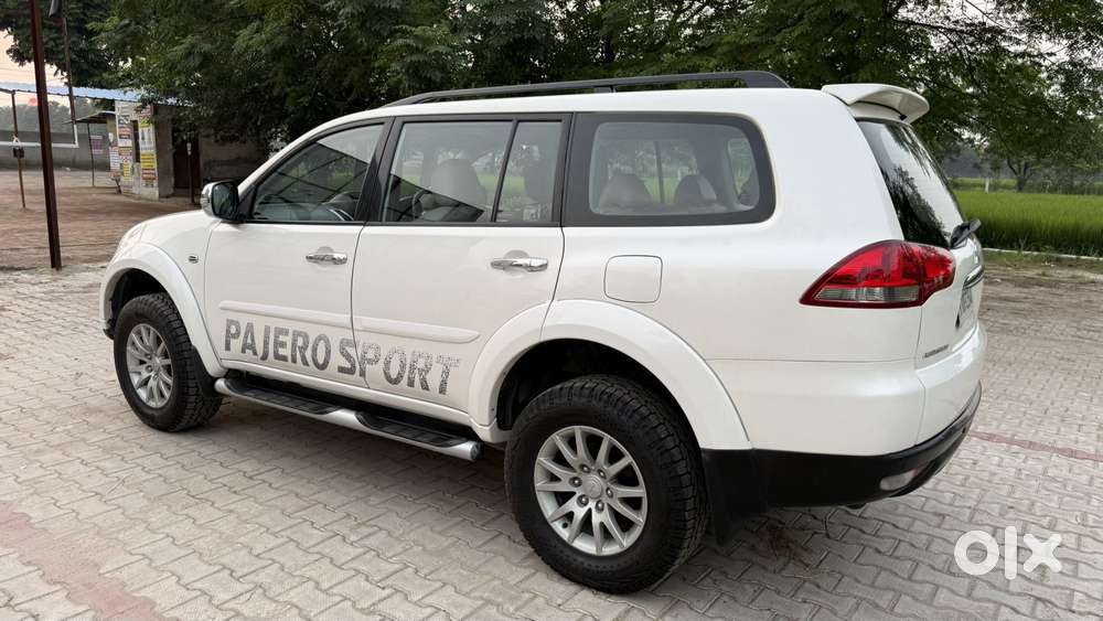 Mitsubishi Pajero Sport 4x2 Automatic, 2015, Diesel