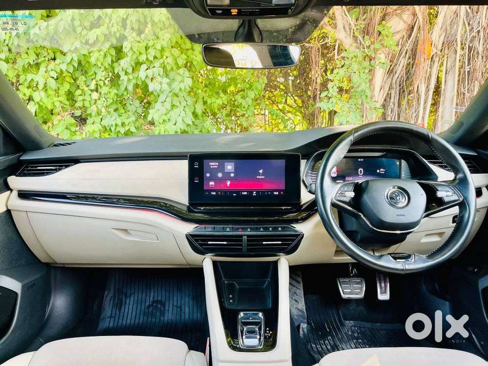 Skoda Octavia 2.0 L K Tsi At, 2022, Petrol