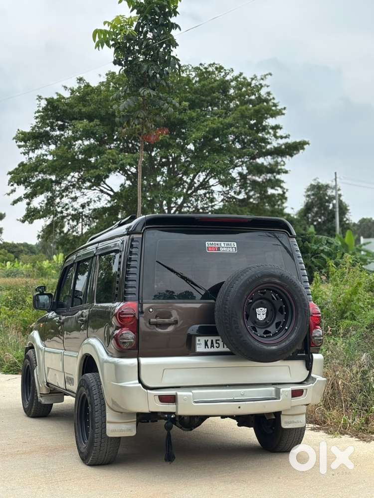 Mahindra Scorpio 2009 Diesel 230000 Km Driven