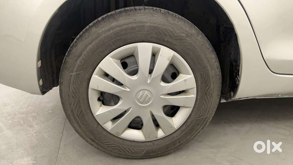 Maruti Suzuki Swift Dzire 1.3 Vxi, 2013, Petrol