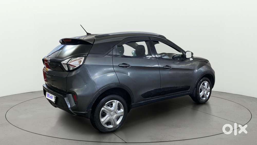 Tata Nexon 1.2 Revotron Xm (s), 2022, Petrol